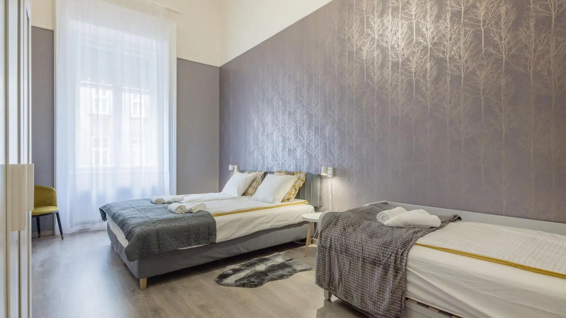 Spacious And Charming Apartment In The Centre Budapesta 0*,