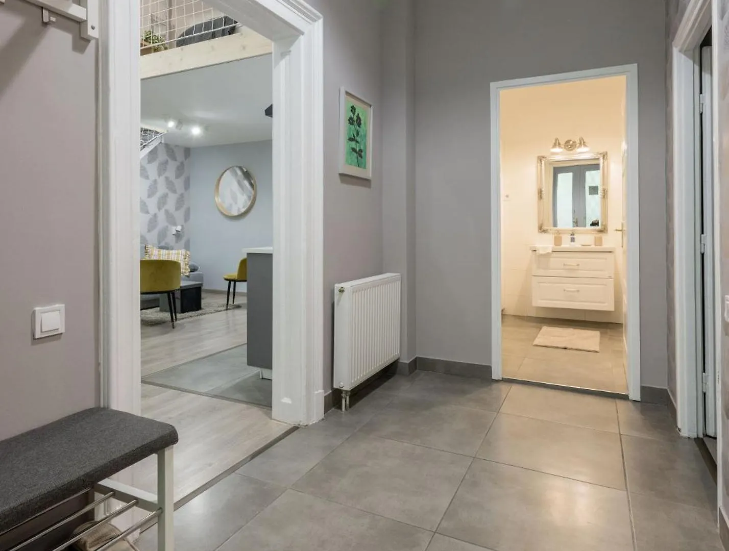 Spacious And Charming Apartment In The Centre Budapest