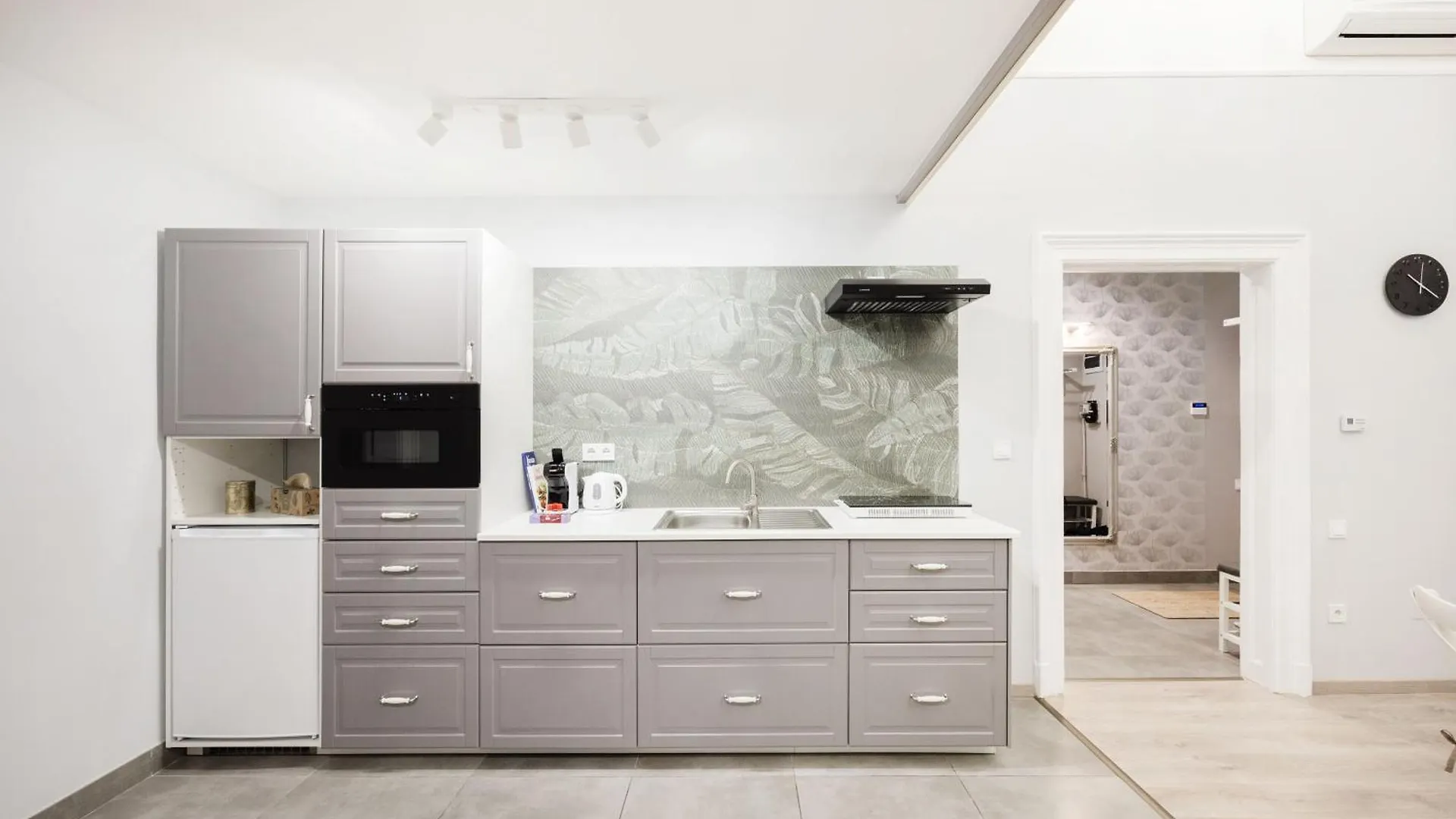 Spacious And Charming Apartment In The Centre Budapest Hungary